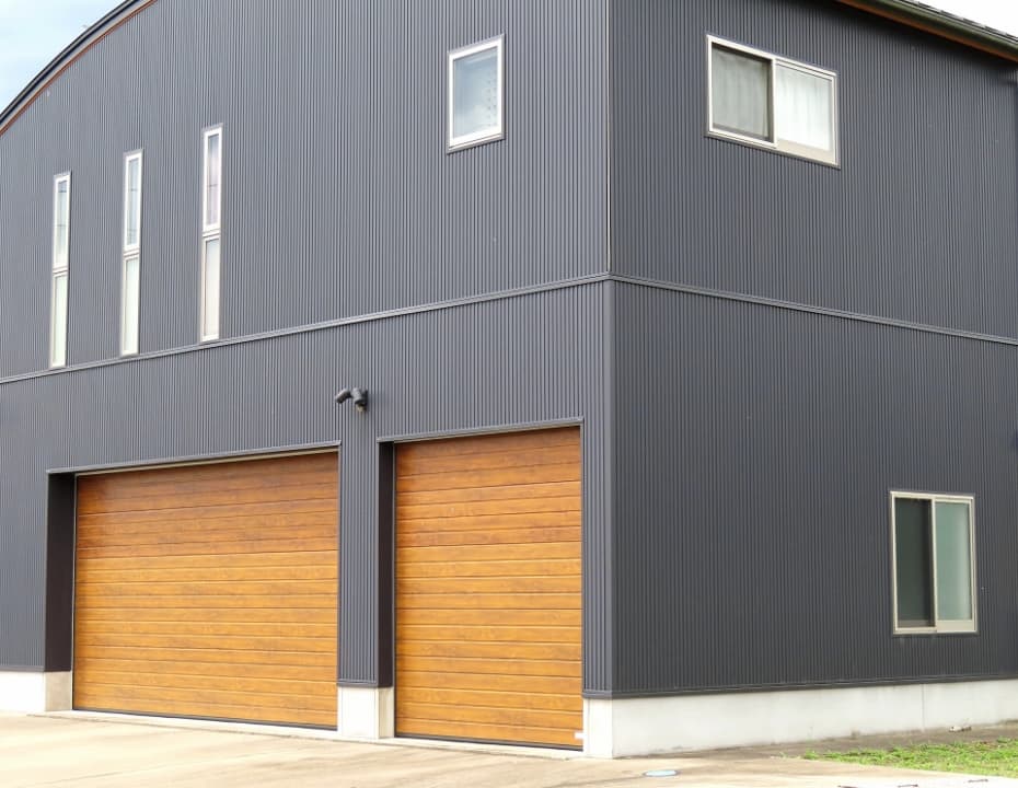 室蘭および近郊エリアで『カーポート / ガレージ』のことなら株式会社若佐組にお任せ下さい!