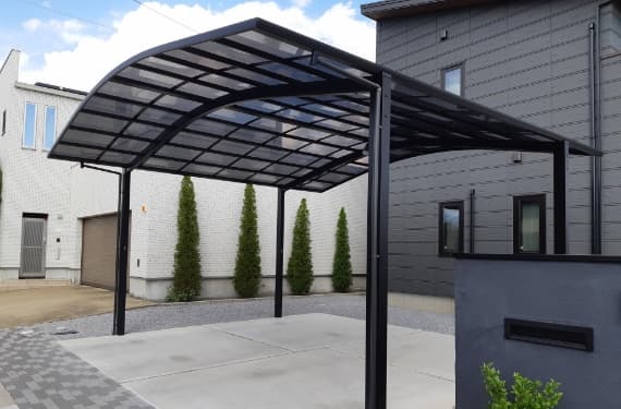 両側支持カーポート