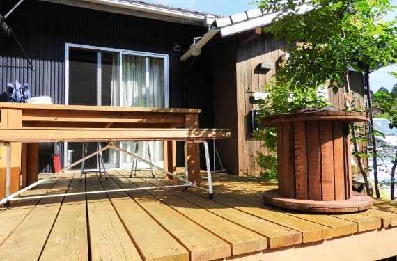ウッドデッキ