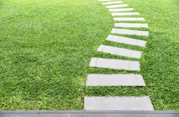 芝生の目地調整