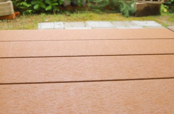 人工木ウッドデッキ